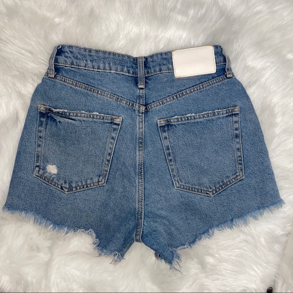 Zara Ripped Denim High Waisted Mom Shorts - Picture 2 of 7
